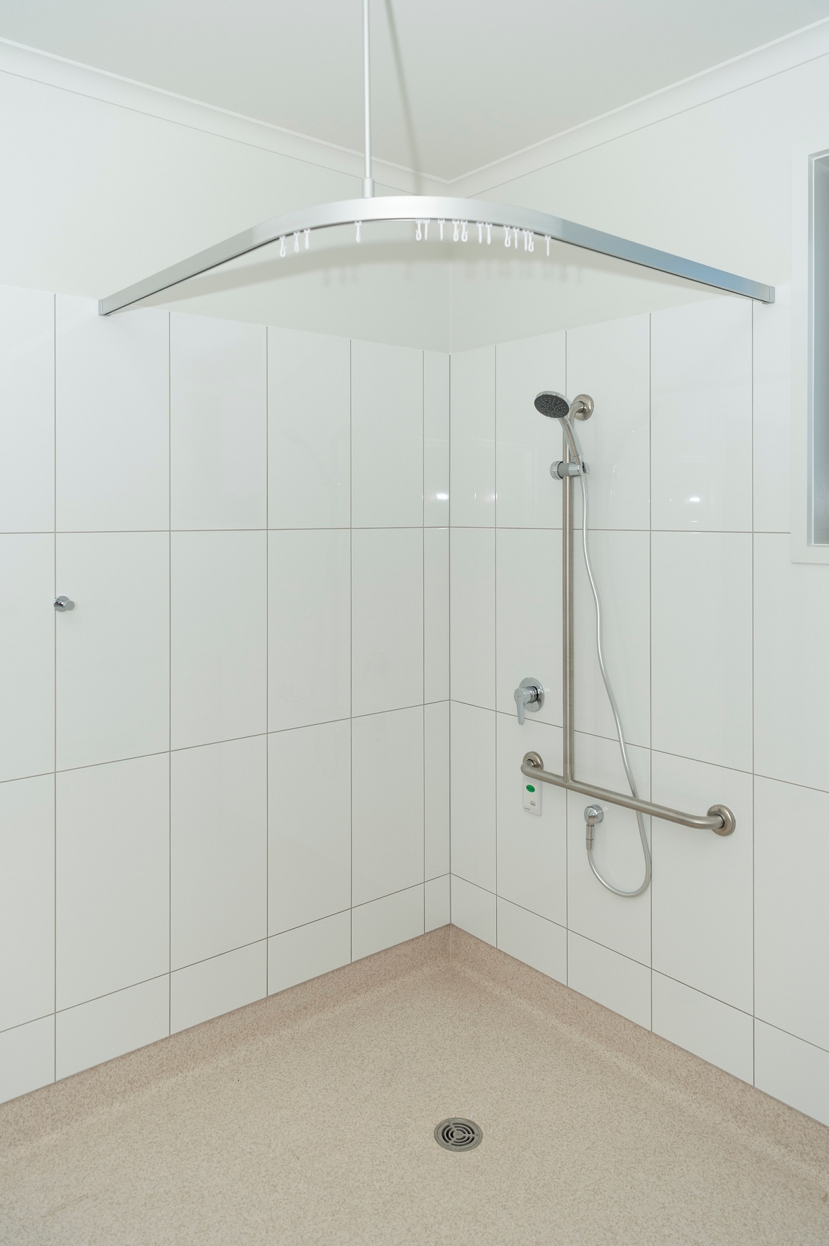 Accessible shower at McCrae, Mornington Peninsula SDA residential vacancy.